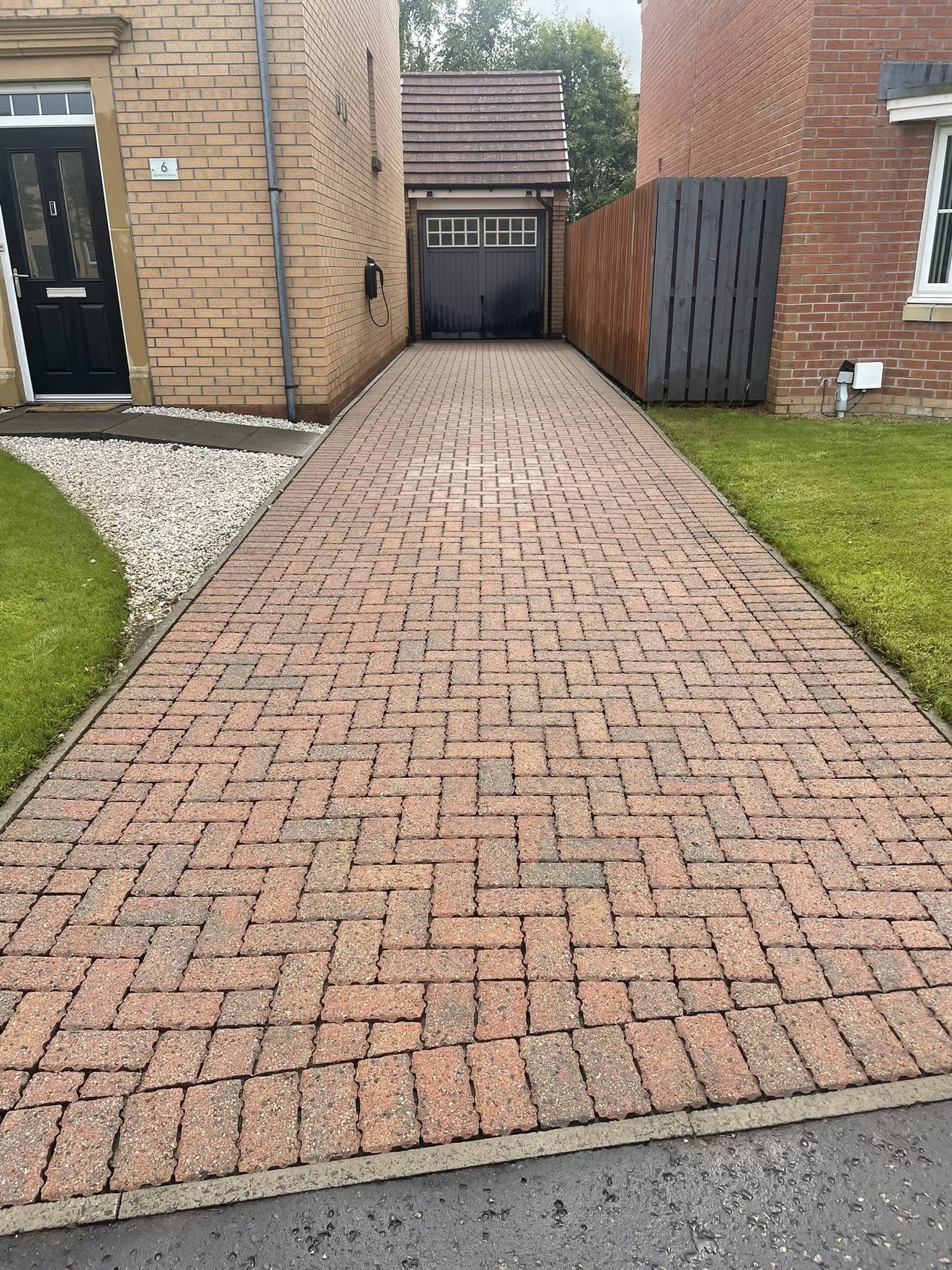 Jimbos Cleaning - Driveway Cleaning